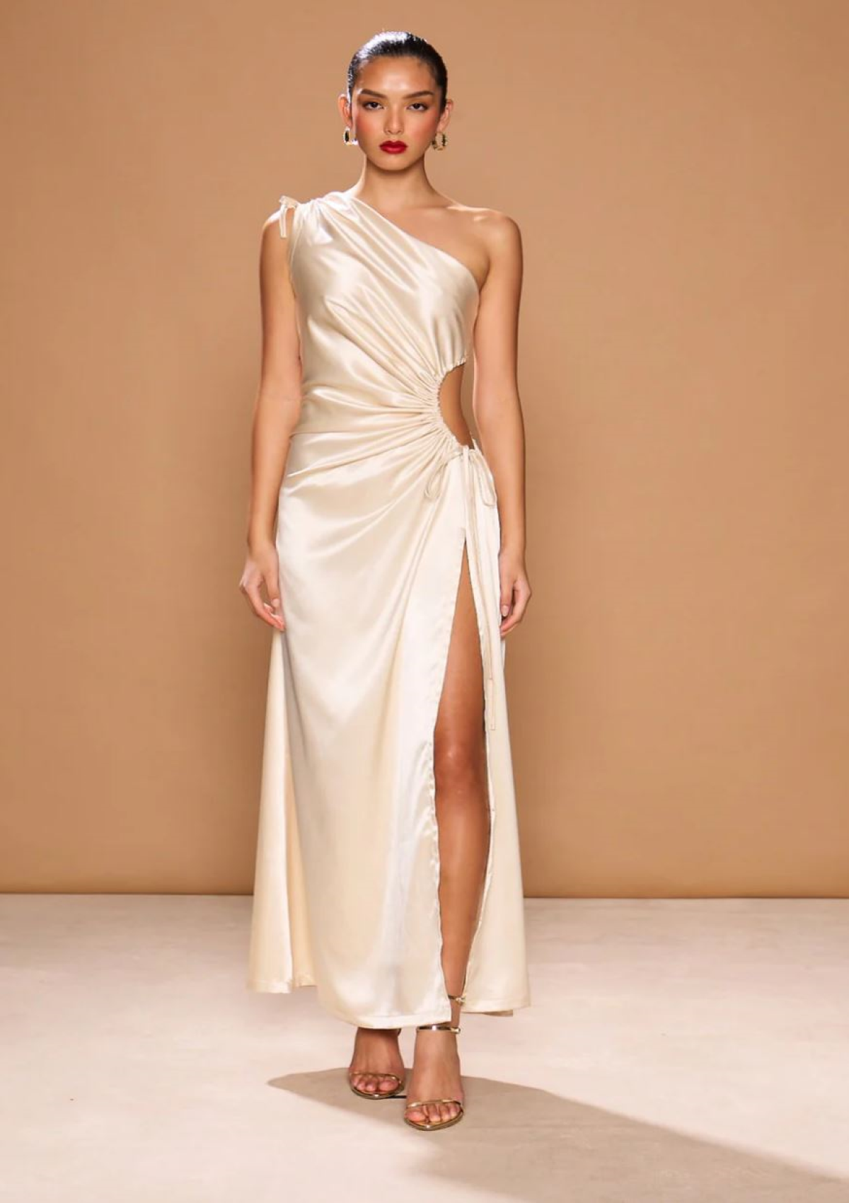 Nour Ocean Pearl Dress